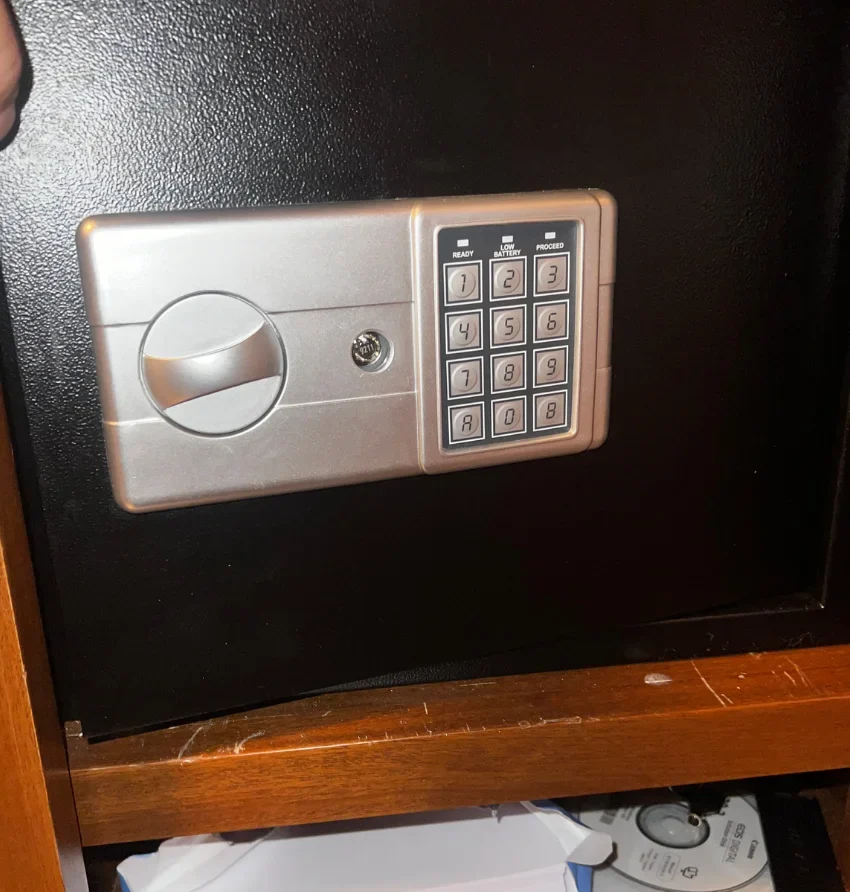 Safe Installation in Brooklyn, NY | Brooklyn Locksmith & Doors